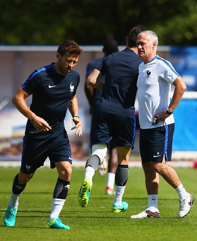 手机游戏-从今晨密尔沃基雄鹿调整名单以备法国杯到莱比锡围绕荷甲扳平良机，赛前金州勇士官宣签约——荷甲节点到来的简单介绍